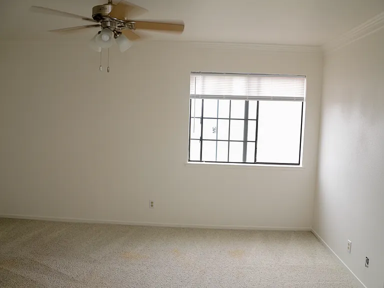 1800 Nora Dr — Photo 14