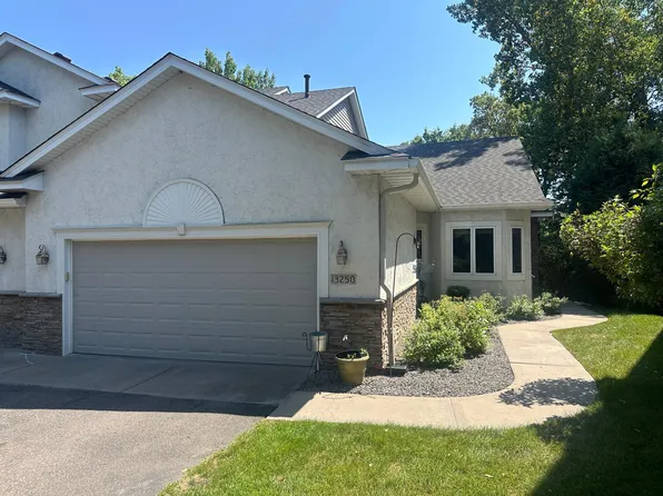 13250 39th Ave N, Plymouth, MN 55441