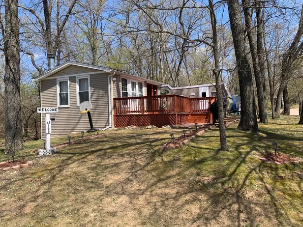 15/168 Woodhaven Dr E, Sublette, IL 61367