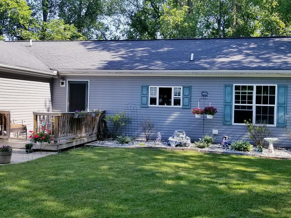 1st image of 2605 Hillcrest Dr