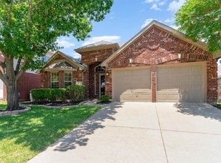 6121 Hillside Ln, Sachse, TX 75048