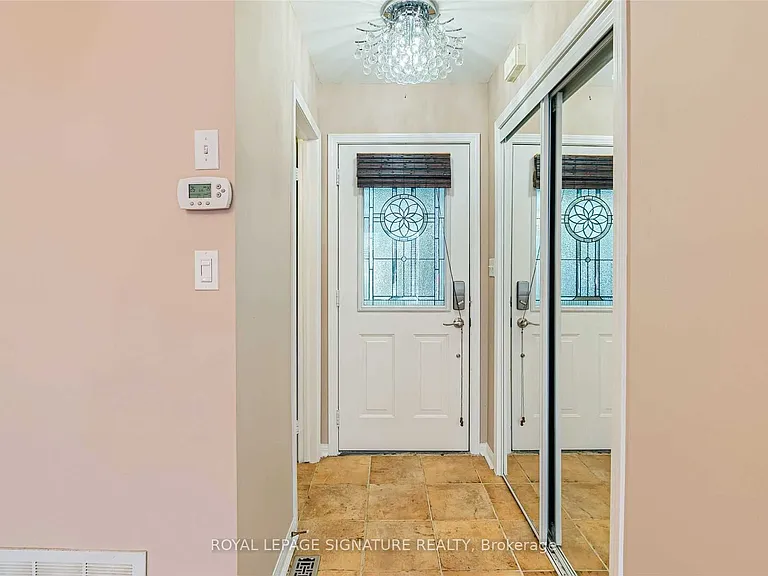 759 Edwards Ave — Photo 5