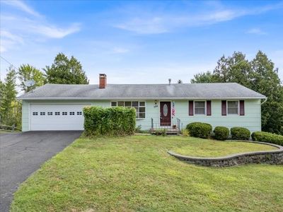 584 Leon Dr, Endicott, NY, 13760