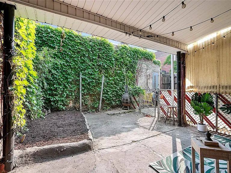4607 Corday Way — Photo 22