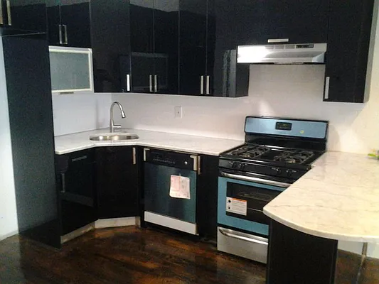 Rented by EXR | media 18