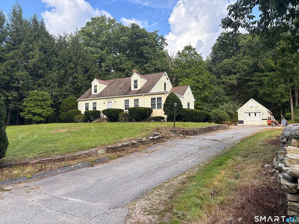 1st image of 303 Riverside Drive