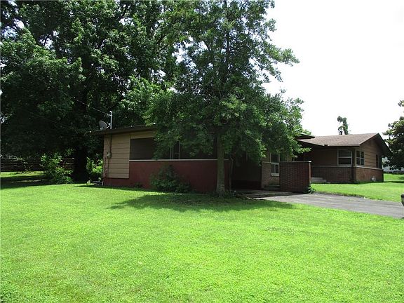 4th image of 1816 Cherokee Ave