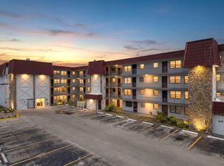 1335 W 68th St APT 208, Hialeah, FL 33014
