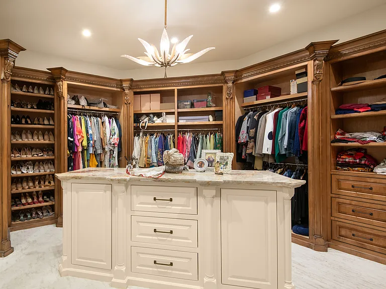 4358 Cresthaven Dr — Photo 38