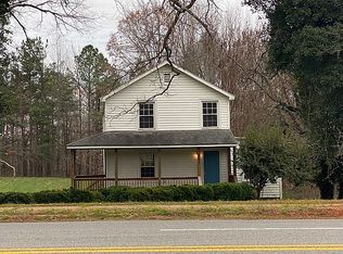 8254 W Patrick Henry Hwy, Green Bay, VA