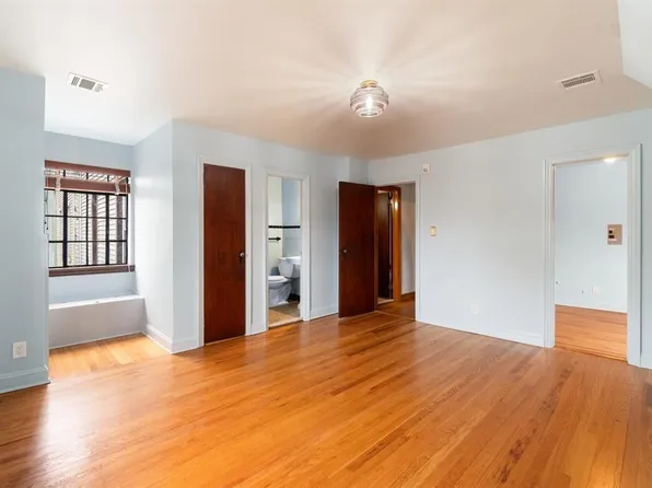 2314 Palisade Avenue image 31 of 49