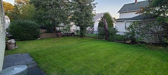 2nd image of 29 E 7th St #1
