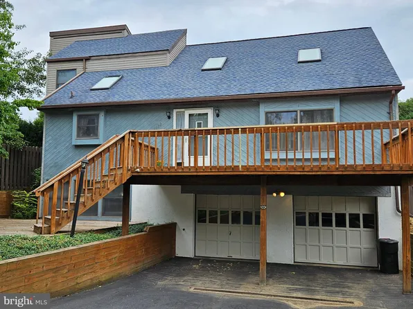 1113 Bayberry Dr, State College, PA 16801