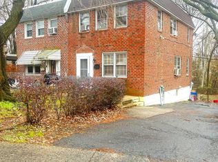 327 Greenwood Rd, Sharon Hill, PA 19079