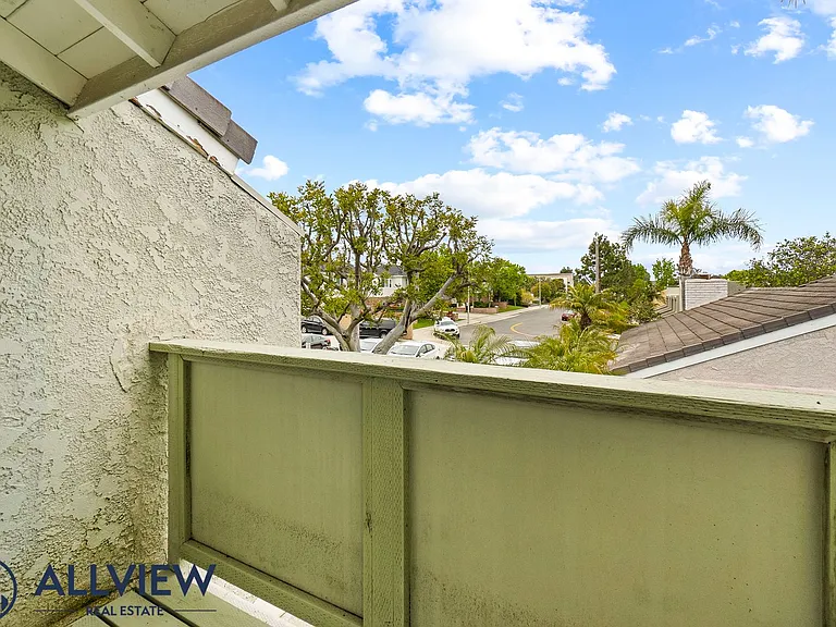 8275 Cherrywood Cir — Photo 30