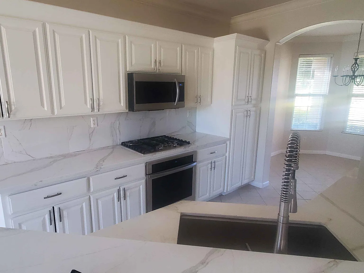 3 bed, 1437 sqft, $4,000 — Photo 3