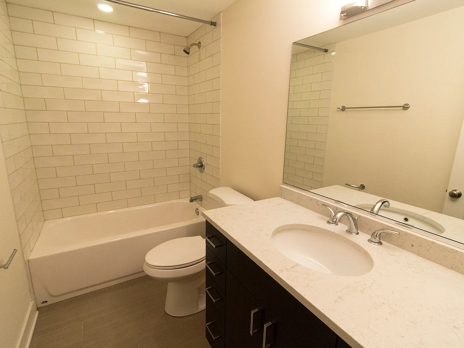 751 Buckingham Bathroom