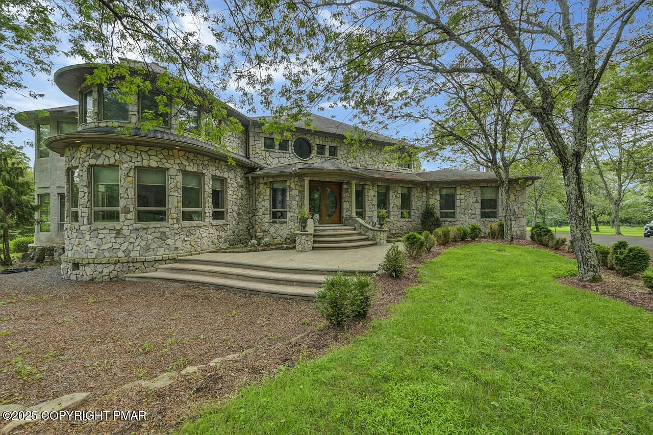 6696 Cherry Valley Rd photo 1