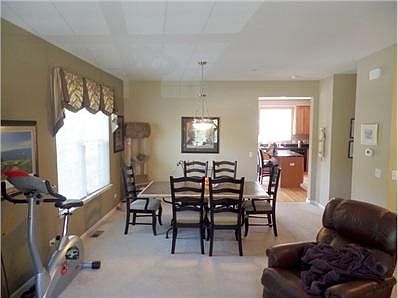 5th image of 100 Creekbend Ct #100