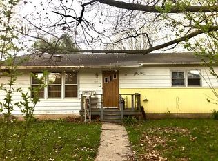 709 NE 3rd Ave, Galva, IL 61434