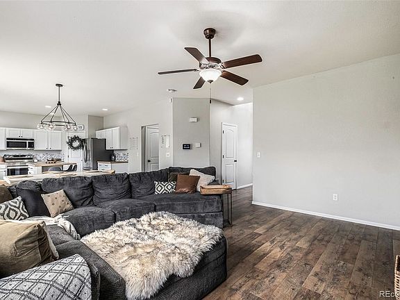 5th image of 490 Territory Ln
