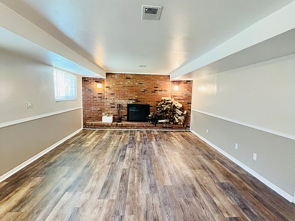 3rd image of 4070 Jefferson Dr