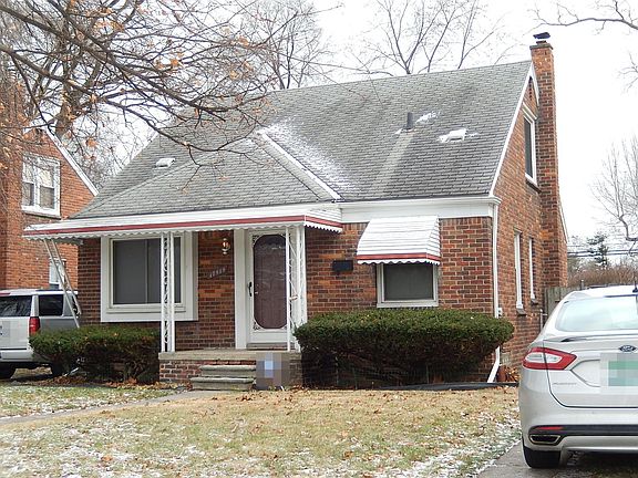 3rd image of 17414 Woodbine St