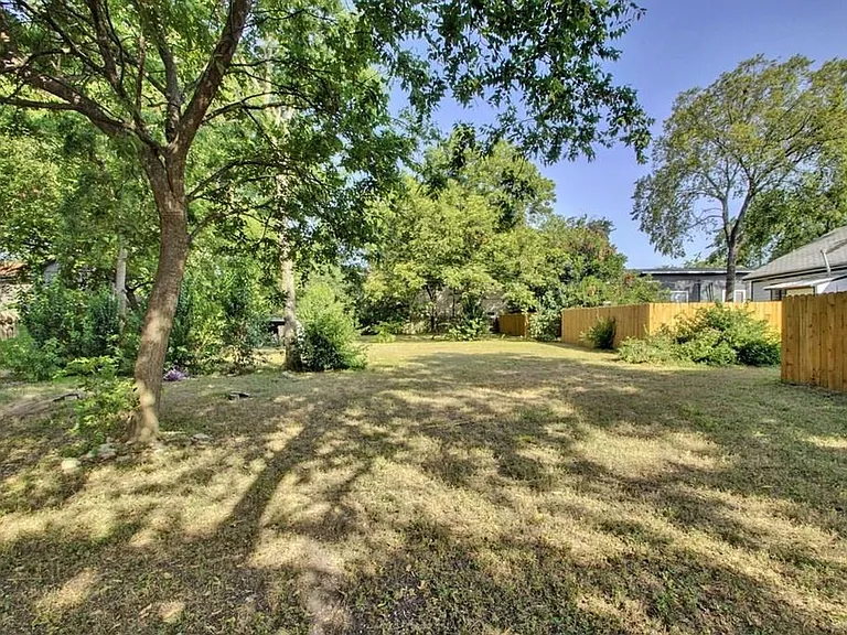 611 Nelray Blvd #A — Photo 51