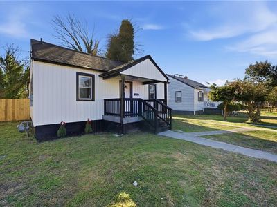 2416 Victoria Blvd, Hampton, VA, 23661