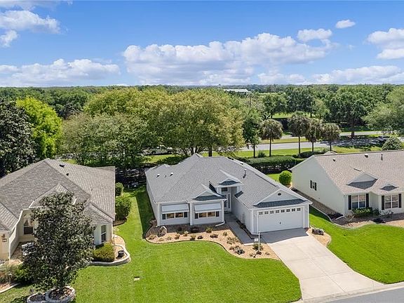 2nd image of 873 Oak Forest Dr