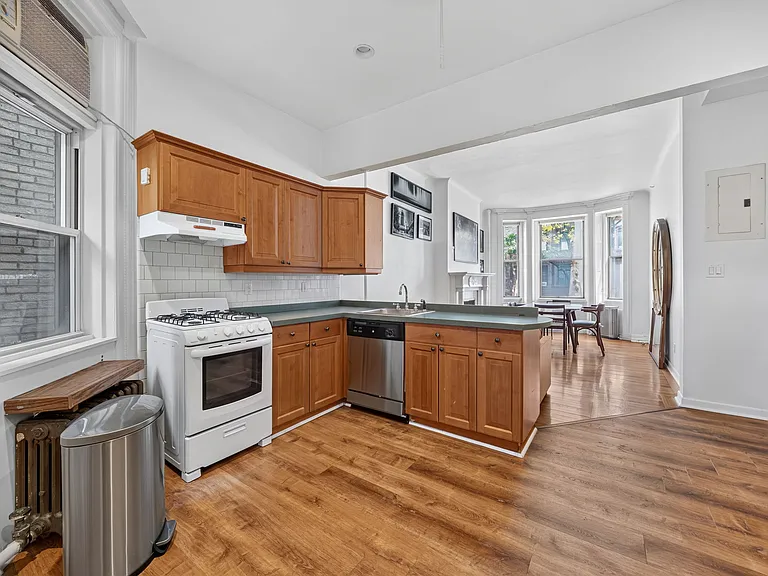631 W End Ave #1 — Photo 10