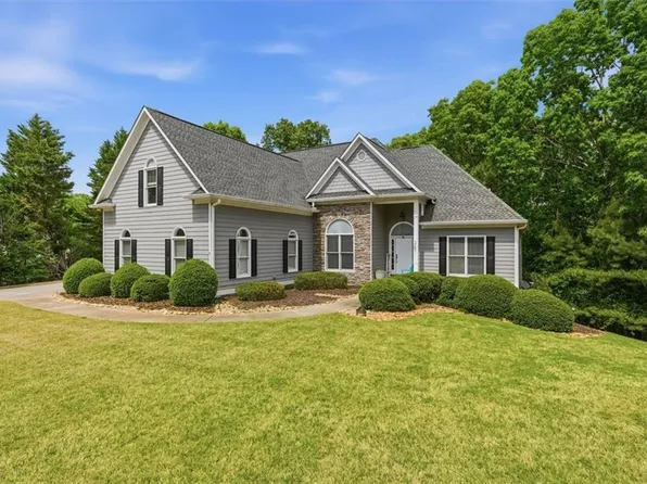 116 Copper Hills Dr, Canton, GA 30114