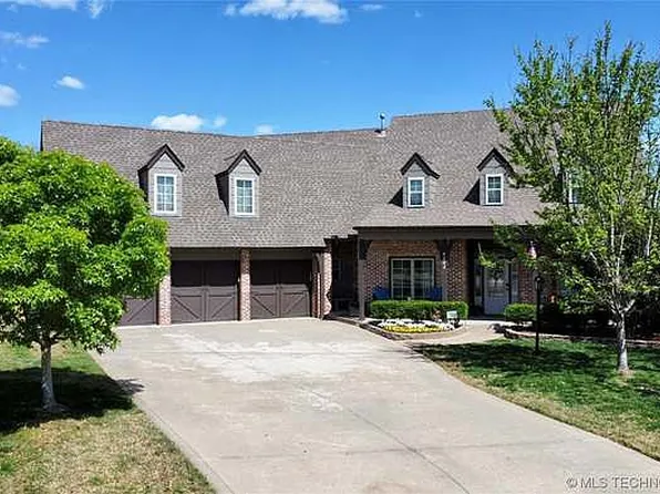 8303 S 69th Ave E, Tulsa, OK 74133