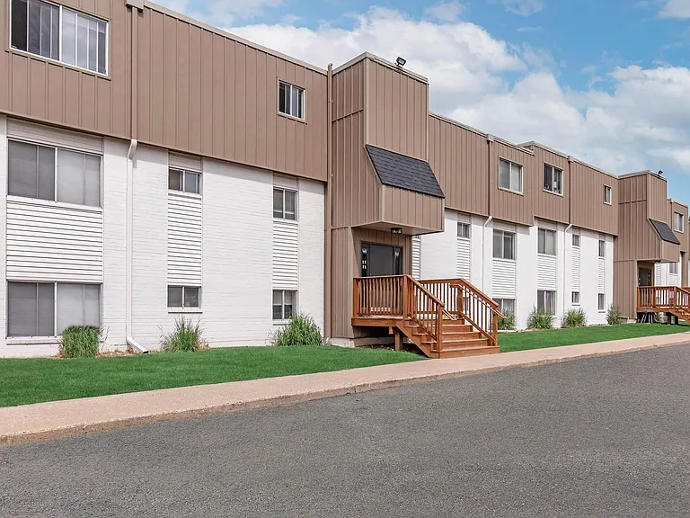 Finn Apartments — Photo 32