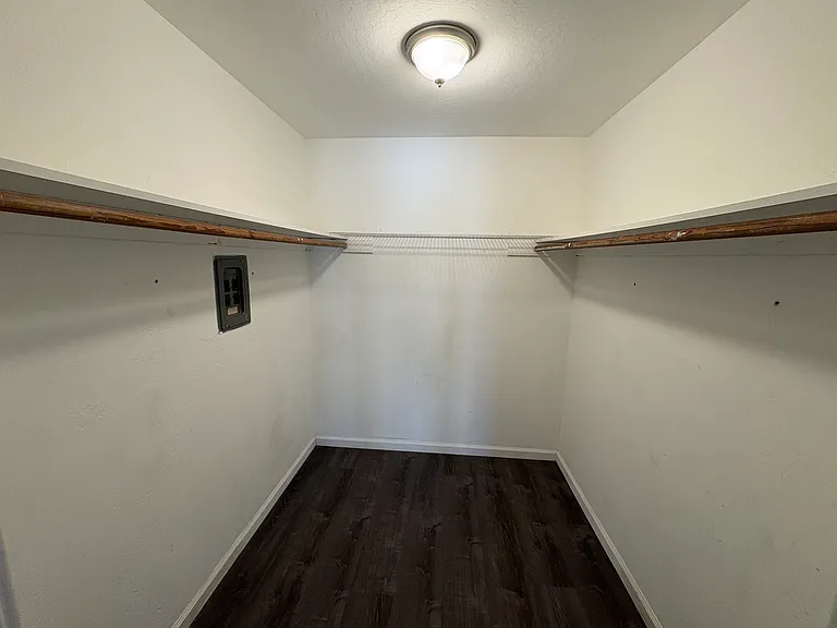 844 Edgehill Dr #1A — Photo 6