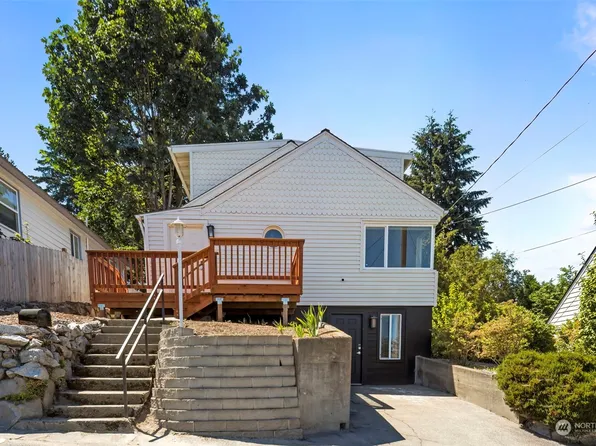 1137 Marguerite Avenue, Bremerton, WA 98337