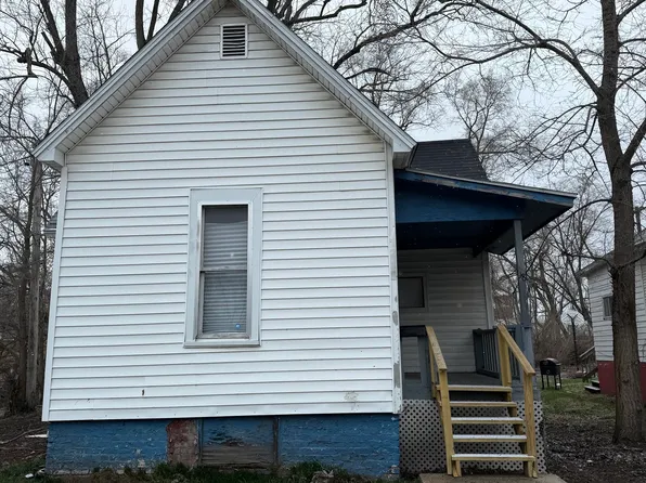 18 S Collett St, Danville, IL 61832