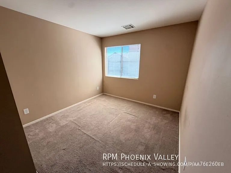 23927 W La Salle St — Photo 12