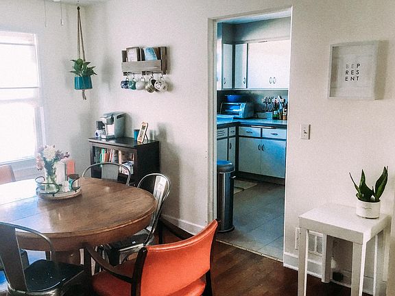 5th image of 107 N Clara Pl APT 2W