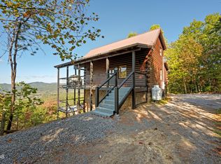 3923 Ravens Den Way, Sevierville, TN 37862