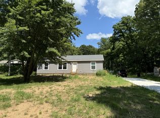 4450 Frost Ave NE, Grand Rapids, MI 49525