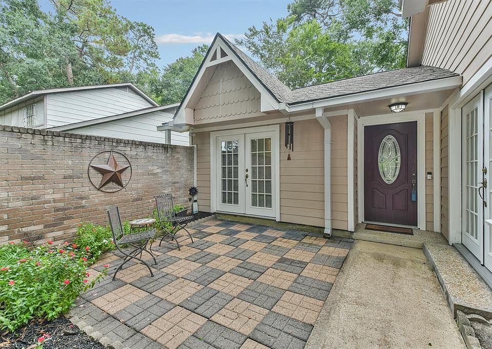 1st image of 3226 Silver Falls Dr