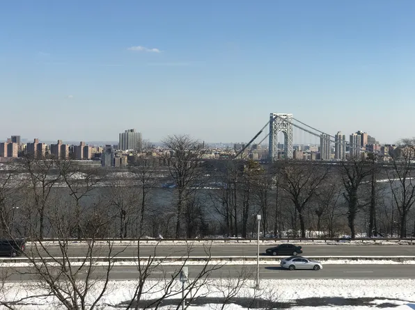 2375 Hudson Terrace image 2 of 14