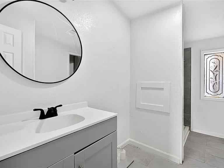 6766 NE 1st Pl — Photo 14