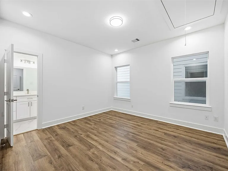 1106 Paul Quinn St #E — Photo 20