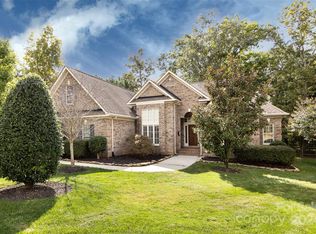 1006 Pine Twig Way, Matthews, NC 28105