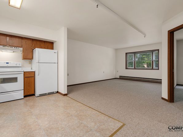610 Gray St APT 302