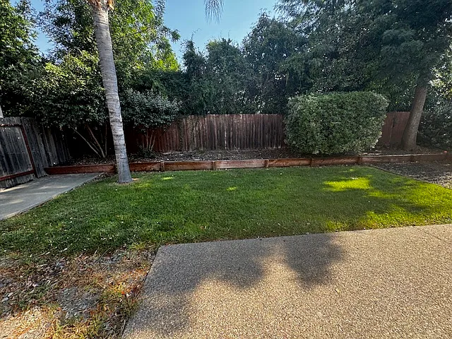 625 Roscommon Pl — Photo 52