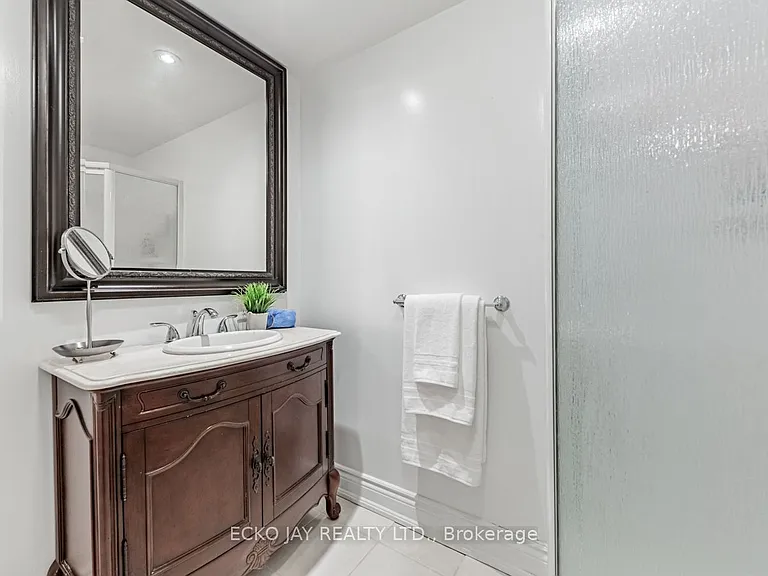 90 George Henry Blvd #17 — Photo 30
