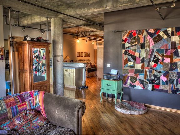 Living Room (alt. view)